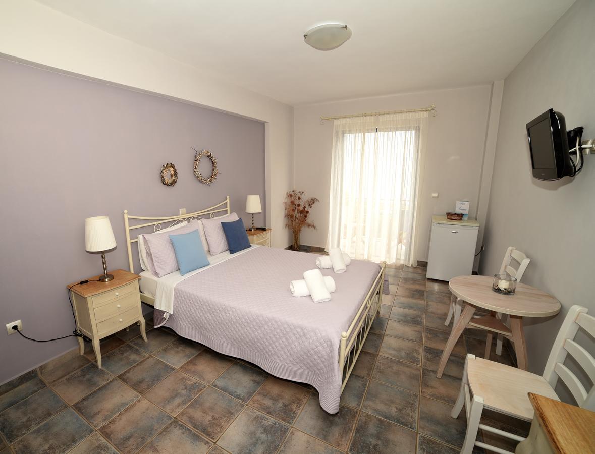 Avra Hotel Kyparíssion エクステリア 写真